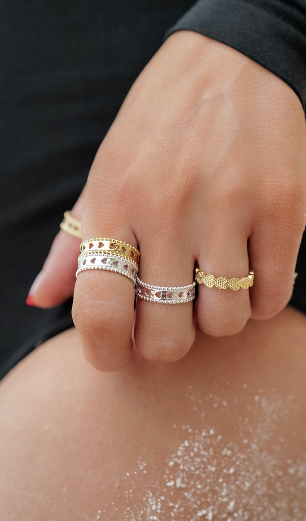 Deepika | Gold Bridal Nose Ring | GLDN DESI